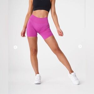 NVGTN Maui Pro Seamless Shorts Size M